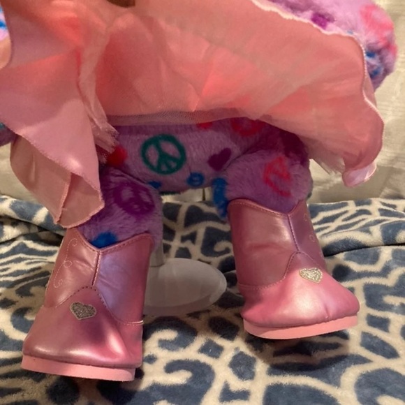 Build a bear peace & hearts bear - Picture 9 of 9